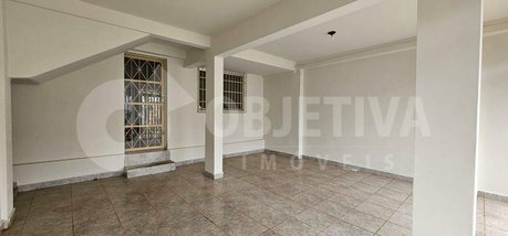 house em Rua Tenente Virmondes, Centro - Uberlândia - MG