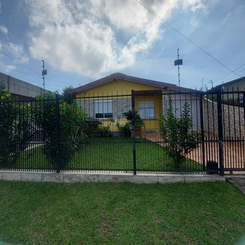 house em Avenida Marechal Castelo Branco, Colina - Guaíba - RS