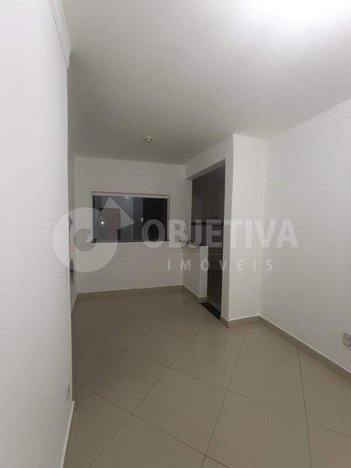 apartment em Avenida Alípio Abrão, Granada - Uberlândia - MG