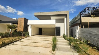 house em Via Principal Planejada Longitudinal Leste 2, Condomínio Belvedere - Cuiabá - MT