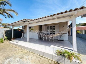 house em Rua Moreira Gomes, Navegantes - Laguna - SC