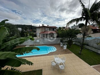 house em Brejauna, Itacorubi - Florianópolis - SC