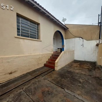 house em Rua Alfredo Simão, Vila Operária - Barra Bonita - SP