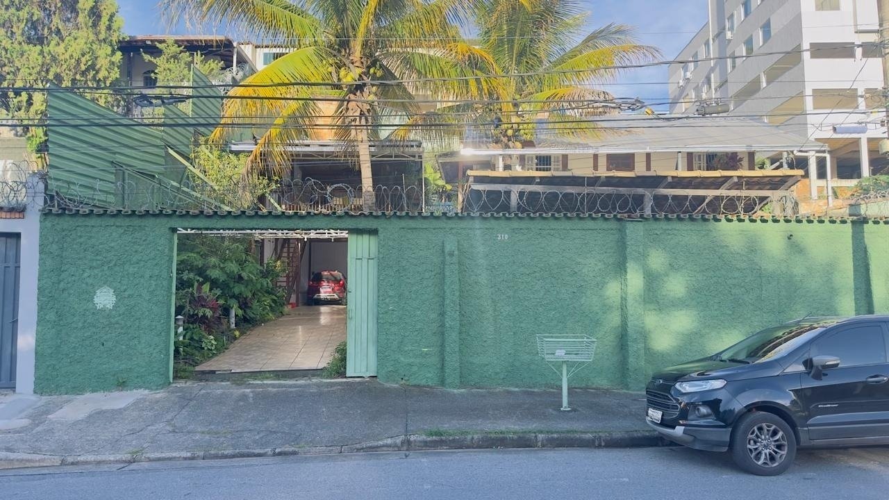 Casa com 5 quartos — Ouro Preto, Belo Horizonte