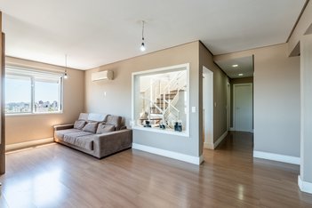 apartment em Rua Isidoro Tressi, Jardim Botânico - Porto Alegre - RS