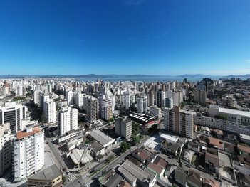 apartment em Rua Desembargador Urbano Salles, Centro - Florianópolis - SC