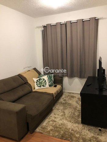 apartment em Avenida Pires do Rio, Vila Taquari - São Paulo - SP