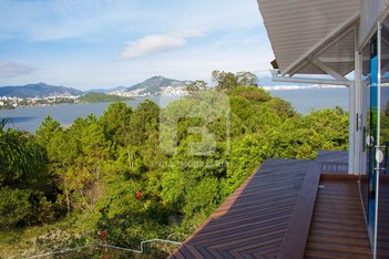 house em Estrada Haroldo Soares Glavan, Cacupé - Florianópolis - SC