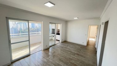apartment em Rua Jandiatuba, Vila Andrade - São Paulo - SP