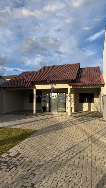 house em Rua Roraima, Parque 35 - Guaíba - RS