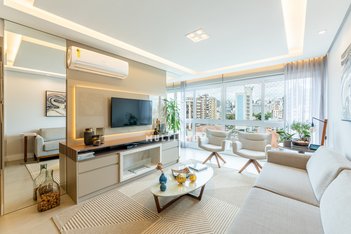 apartment em Rua Mata Bacelar, Auxiliadora - Porto Alegre - RS