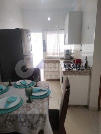 house em Rua Joaquim Cardoso Neto, Jardim Brasília - Uberlândia - MG