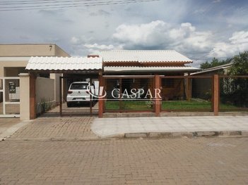 house em Rua Rio Apucaé, Centro - Xangri-Lá - RS