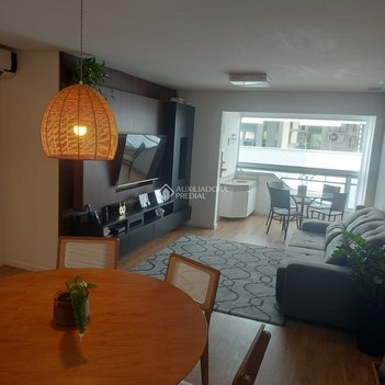 apartment em Avenida dos Dourados, Jurerê Internacional - Florianópolis - SC