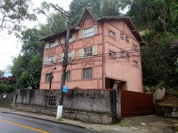 apartment em Rua Mosela, Mosela - Petrópolis - RJ