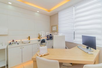 office em Avenida Wenceslau Escobar, Cristal - Porto Alegre - RS