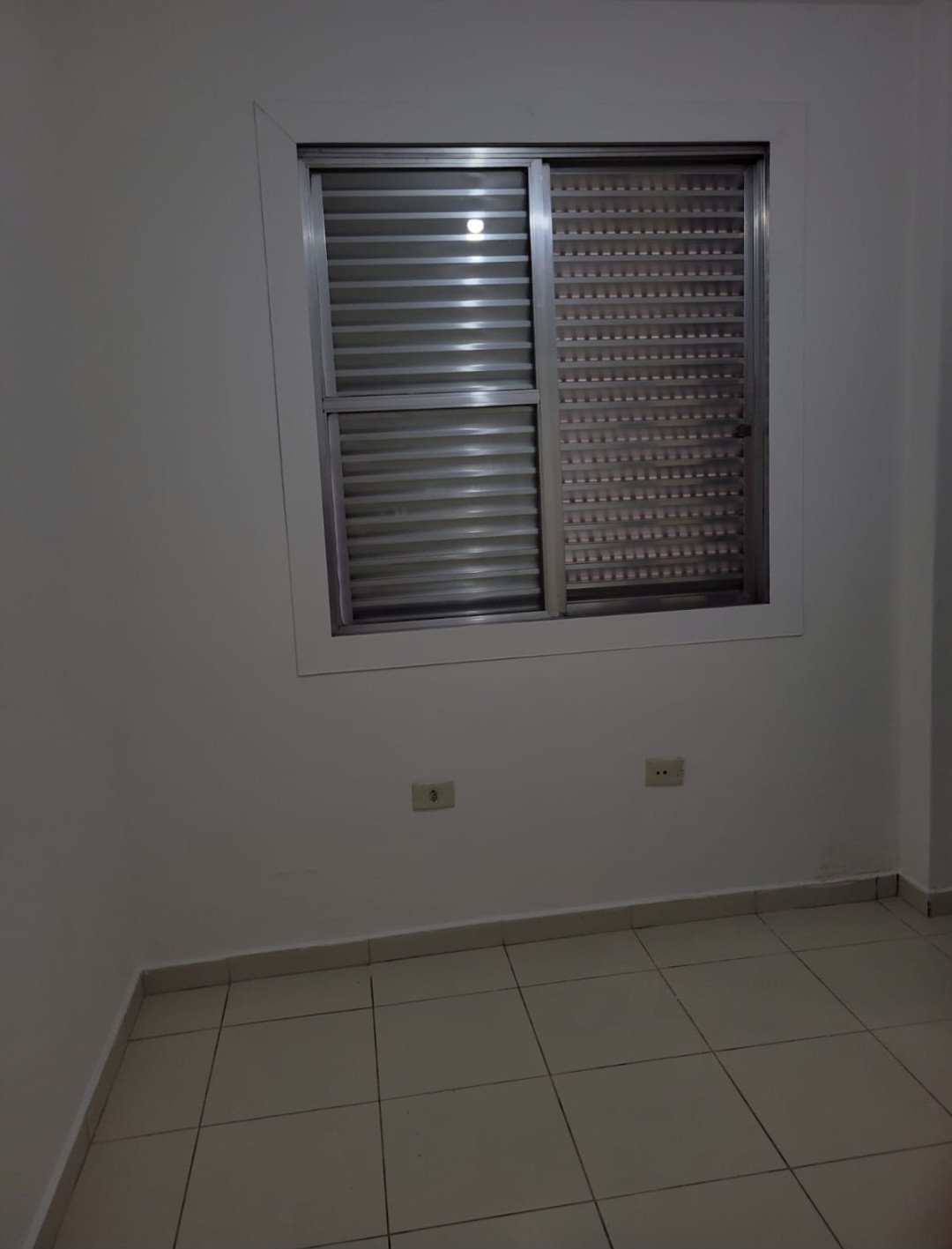 img0