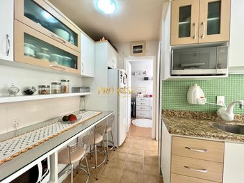 apartment em Rua Ida Constantino Zuchinali, Praia Comprida - São José - SC