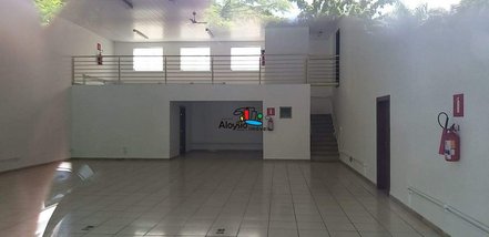 business em Avenida Doutor Renato Azeredo, Canaã - Sete Lagoas - MG