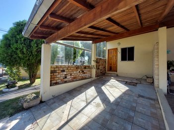 house em Rua Júlio de Castilhos, Centro - Portão - RS