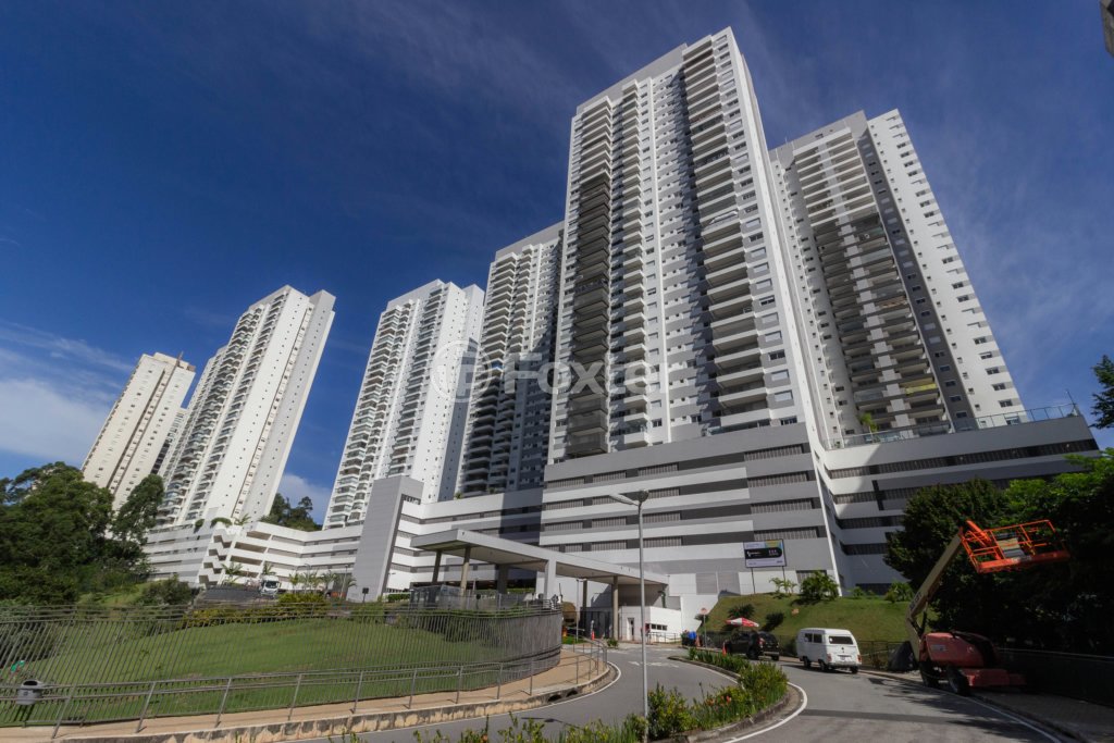 04-INFRA-869852 .jpg