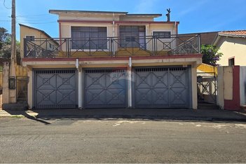 house em Rua Antônio Américo Coutinho, Jardim Dona Nicota de Barros - Botucatu - SP