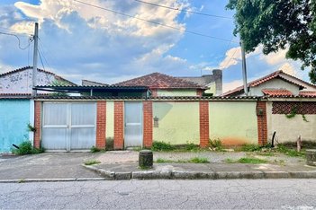 house em Rua Henrique de Albuquerque, Marechal Hermes - Rio de Janeiro - RJ