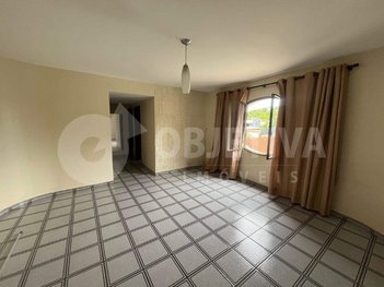 apartment em Rua Manoel dos Santos, Saraiva - Uberlândia - MG