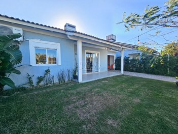 house em Rua Lírios, Noiva do Mar - Xangri-Lá - RS