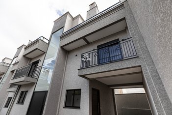 house em Rua Curupis, Santa Quitéria - Curitiba - PR