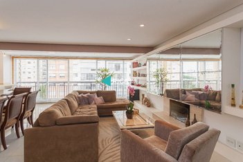 apartment em Avenida Túlio de Rose, Jardim Europa - Porto Alegre - RS