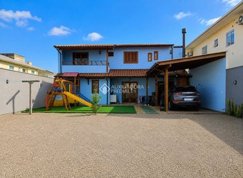 house em Rua Ari Laudelino Martins, Nova Palhoça - Palhoça - SC