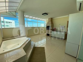 apartment em Avenida Lázara Alves Ferreira, Santa Mônica - Uberlândia - MG