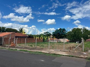 land_lot em Rua Sílvio José Venturolli, Umuarama - Araçatuba - SP