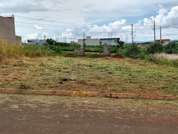 land_lot em Rua Humberto Magno de Oliveira, Terrazul BA - Pirassununga - SP