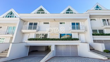 house em Rua André Zílio, Santo Inácio - Curitiba - PR