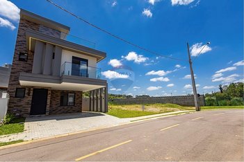 house em Rua Irma Schreiner Maran, Santa Cândida - Curitiba - PR