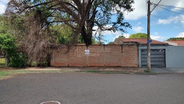 land_lot em Rua Marly Chade, Jardim Athenas - Araraquara - SP