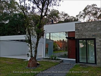 house em Rua Alexandre Rama, Ipê Amarelo - Gramado - RS