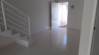 house em Rua Cornélio Kloster, Centro - Guaratuba - PR