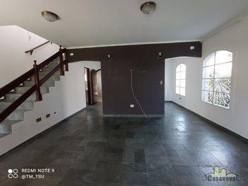 commercial_building em Avenida Bruno Decaria, Parque Brasil - Jacareí - SP