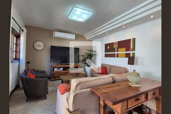 house em Avenida Jarbas de Carvalho, Recreio dos Bandeirantes - Rio de Janeiro - RJ