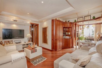 apartment em Avenida General Barreto Viana, Chácara das Pedras - Porto Alegre - RS