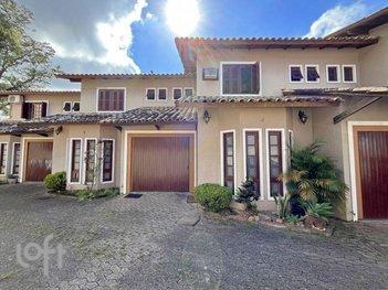 house em Travessa Alfredo Magalhães, Ipanema - Porto Alegre - RS