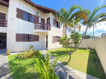 house em Servidão Júlio Petroski, Ingleses do Rio Vermelho - Florianópolis - SC