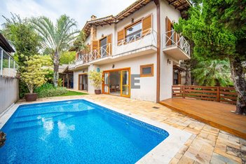 house em Estrada Fazendinha, Jardim Ana Estela - Carapicuíba - SP