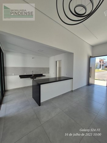 house em Rua Maria Francisca Isabel, Residencial e Comercial Bosque da Imperatriz - Pindamonhangaba - SP