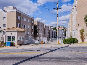 apartment em Rua Leondino Caramez, Parque Manchester - Sorocaba - SP