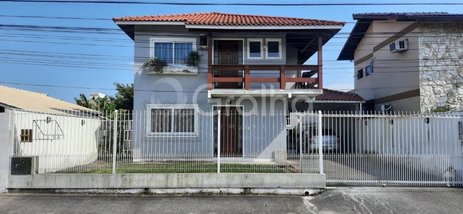 house em Rua Raimundo Starosky, Carianos - Florianópolis - SC