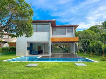 house em Rua da Foca, Praia do Forte - Mata de São João - BA